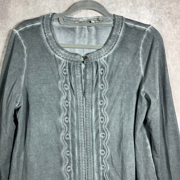 Soft Surroundings Tunic Top Womens Medium Gray Embroidered Long Sleeve Boho‎ - Picture 2 of 8